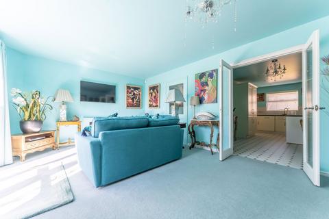 4 bedroom townhouse for sale, Lakeside Approach, Tadcaster LS24