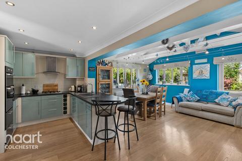 5 bedroom detached house for sale, Brand Drive, Langenhoe