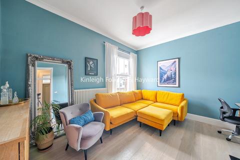 undefined, Fortis Green, London, N2