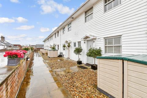 3 bedroom maisonette for sale, Stocklund Square, Cranleigh GU6