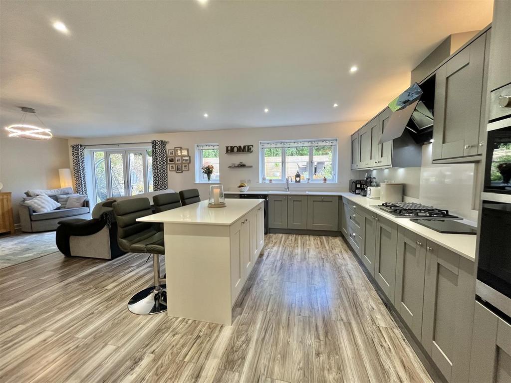 Family/Dining Room &amp; Kitchen