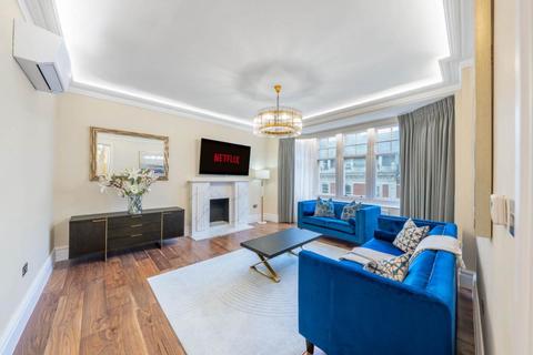 4 bedroom flat to rent, Duke Street, London W1