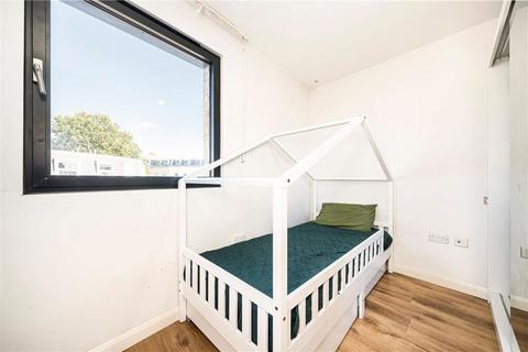 2 bedroom flat to rent, Rotherhithe New Road, London SE16