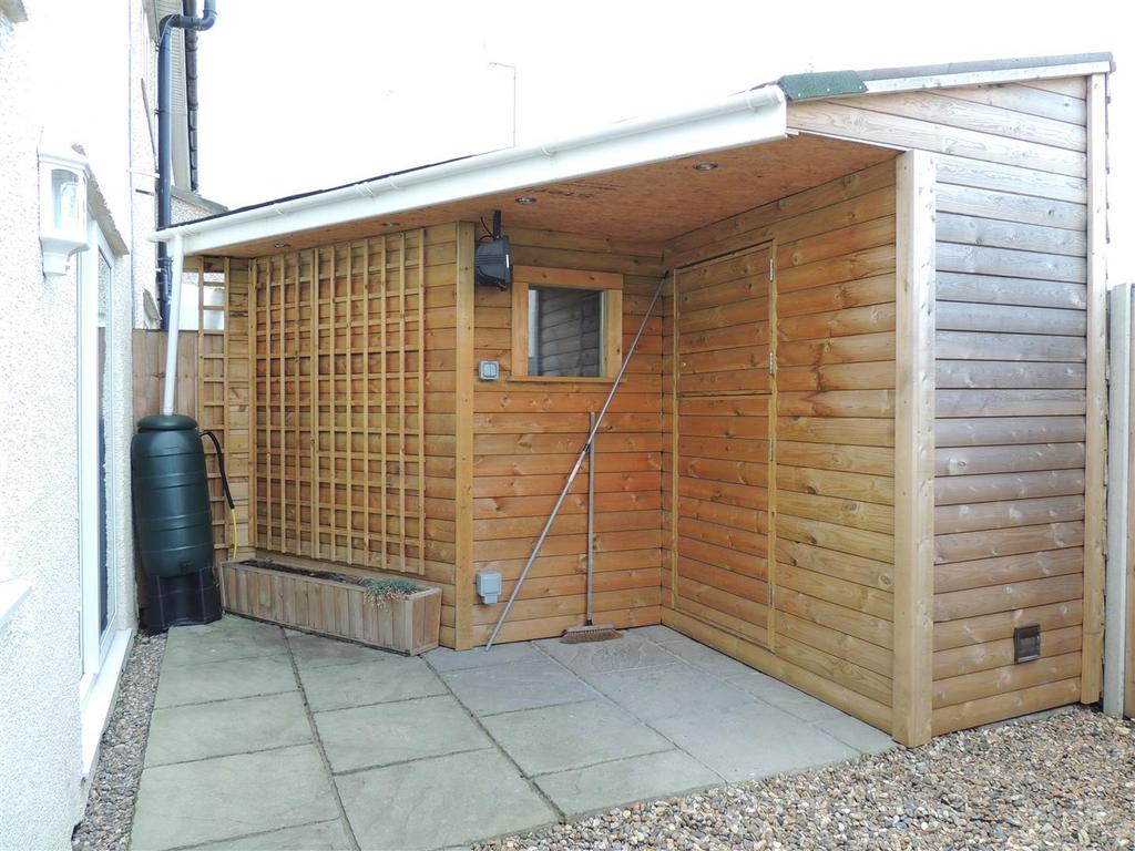 Shed / Office