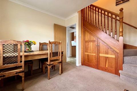 undefined, Springbank Drive, Cheltenham, Gloucestershire