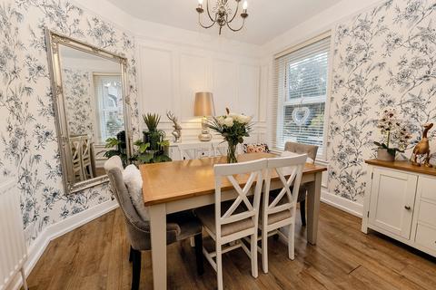 5 bedroom semi-detached house for sale, Hayes Road, Clacton-on-Sea, CO15 1