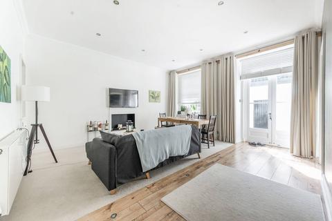 2 bedroom flat to rent, Queens Gate Gardens, South Kensington, London, SW7