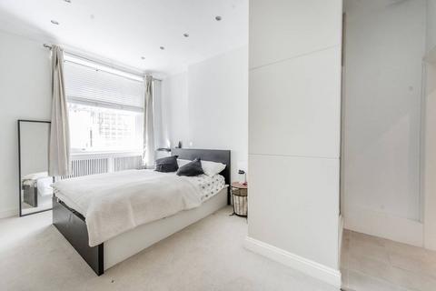 2 bedroom flat to rent, Queens Gate Gardens, South Kensington, London, SW7