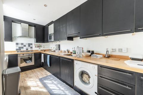 2 bedroom flat to rent, Queens Gate Gardens, South Kensington, London, SW7