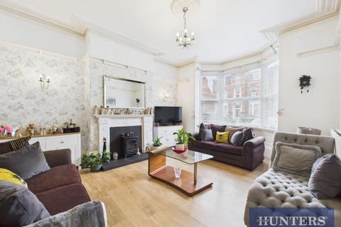 7 bedroom semi-detached house for sale, Wellington Road, Bridlington