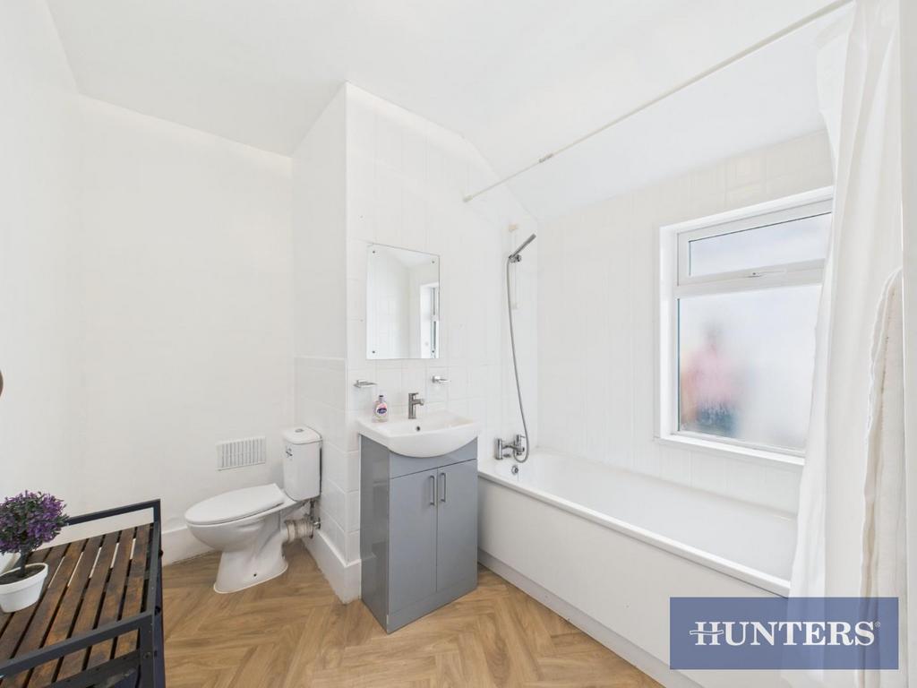 CAM05333 G0-PR0236-STILL024.jpg