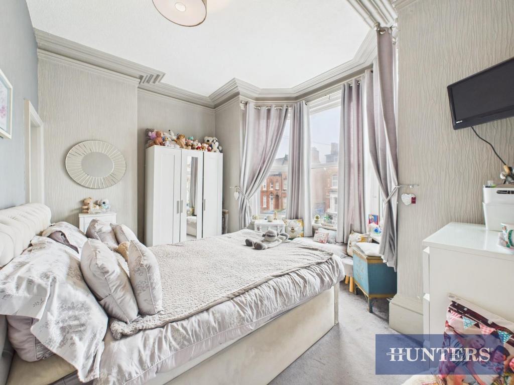 CAM05333 G0-PR0236-STILL013.jpg