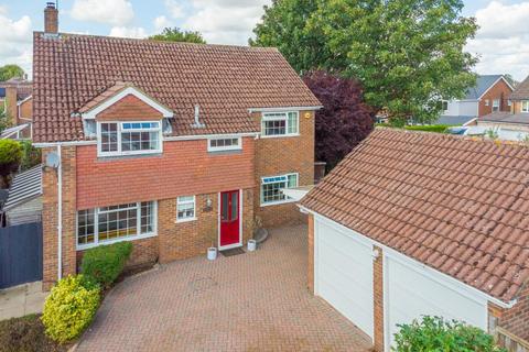 undefined, Wallace Drive, Eaton Bray