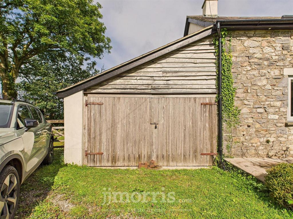 CAM02878 G0-PR0077-STILL004.jpg