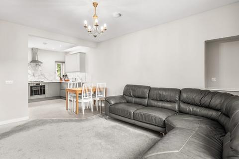 2 bedroom flat for sale, Abbey Road, Auchterarder, PH3