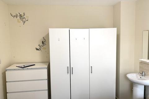 5 bedroom house share to rent, Charter Avenue, Coventry CV4