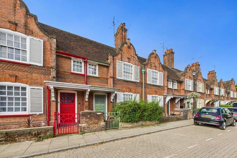 3 bedroom terraced house for sale, The Causeway, Halstead, CO9