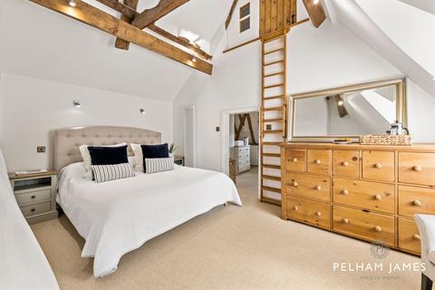 7 bedroom cottage for sale, Peterborough Road, Castor, PE5