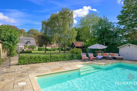 7 bedroom cottage for sale, Peterborough Road, Castor, PE5