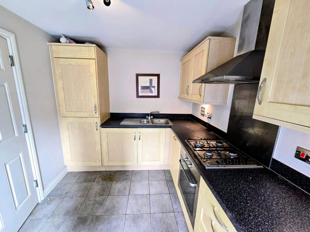 Kitchen (2)
