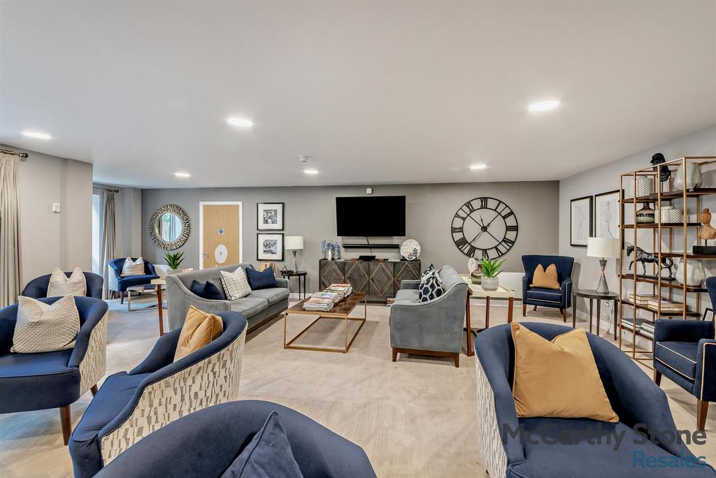 Homeowners Lounge