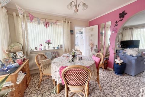 undefined, Elgar Close, Broadfields, EX2