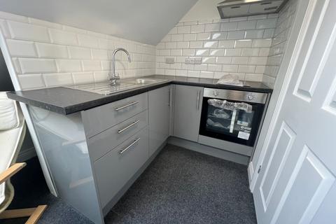 1 bedroom in a house share to rent, 197 Charter Avenue, CV4 8ER