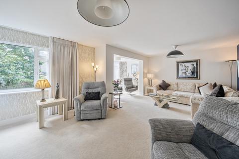 3 bedroom apartment for sale, Martello Road South, Canford Cliffs