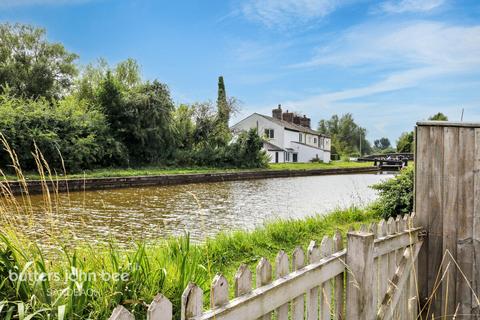 2 bedroom cottage for sale, Betchton Road, SANDBACH