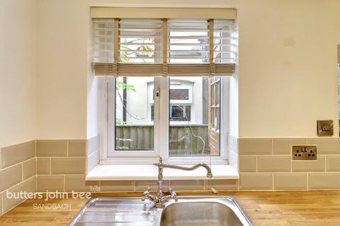 45 Betchton Road, Malkins Bank, Sandbach, CW11 4XN