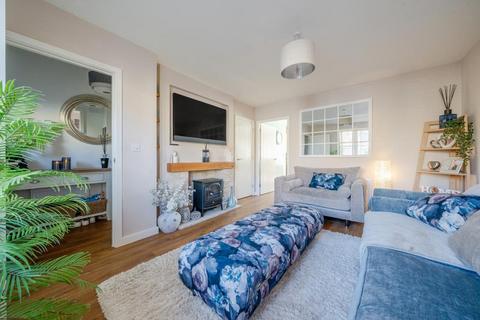 101 Centenary Way, Witney, OX29 7AZ