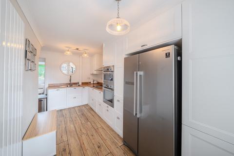 13 Alpha Road, Bulwark, Chepstow, NP16 5QX