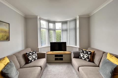 3 bedroom semi-detached house for sale, Witley Avenue, Halesowen