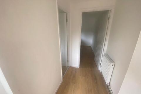 18 Farlands Road, Stourbridge, DY8 2DD