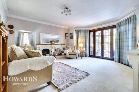undefined, London Road South, Lowestoft
