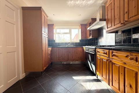 3 bedroom semi-detached house for sale, Churchill Drive, Stourbridge DY8