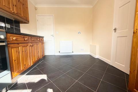 3 bedroom semi-detached house for sale, Churchill Drive, Stourbridge DY8