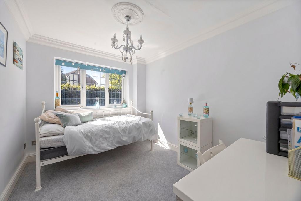 Bedroom 2 (Downstairs)