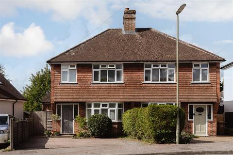undefined, New North Road, Reigate