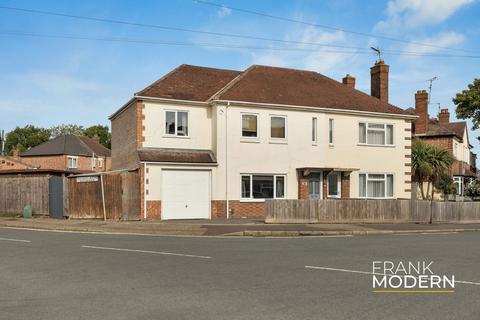 4 bedroom semi-detached house for sale, Fane Road, Peterborough, PE4