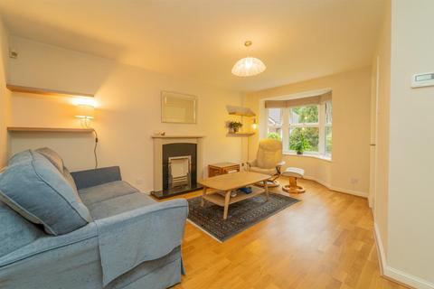 60 Caistor Close, Manchester, M16 8NW