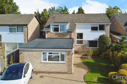 4 bedroom detached house for sale, Lombardy Close, Hemel Hempstead HP2