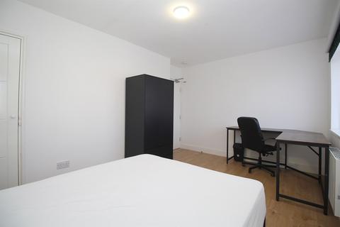 1 bedroom in a house share to rent, Wordsworth Road, Loughborough, LE11
