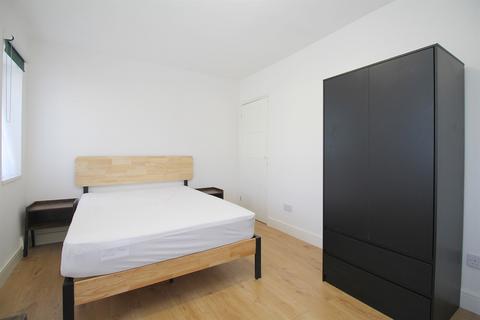 1 bedroom in a house share to rent, Wordsworth Road, Loughborough, LE11