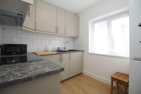 1 bedroom in a house share to rent, Wordsworth Road, Loughborough, LE11