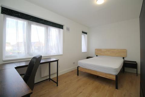 1 bedroom in a house share to rent, Wordsworth Road, Loughborough, LE11