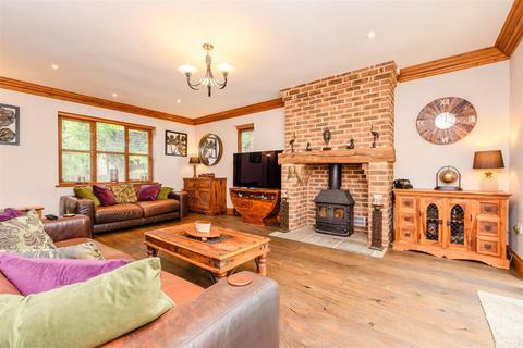 4 bedroom detached house for sale, Meadow Lane, Culverstone, Meopham, Kent