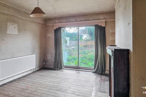 64 Craneford Way, Twickenham, TW2 7SE
