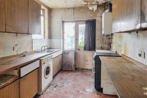 64 Craneford Way, Twickenham, TW2 7SE