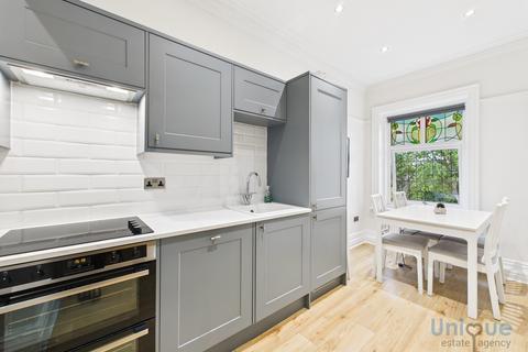 2 bedroom apartment for sale, 175 St. Andrews Road South, Lytham St. Annes, FY8